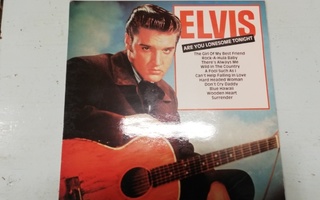 Elvis Presley - are you lonesome tonight?
