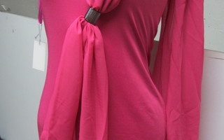 # Uusi pinkki mekko, koko XS-S #