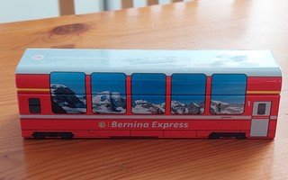 Peltirasia, juna Bernina Express