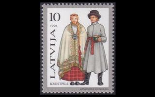 Latvia 479 ** Kansanpukuja (1998)