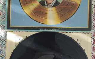 ELVIS  - Elvis' Golden Records, Vol. 3 SANTA MARIA PRESS