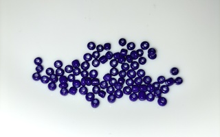 Tumman violetti siemenhelmi 500-600 kpl
