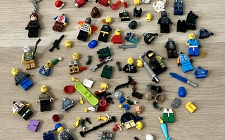 Sekalaisia Lego minifiguuri osia (Batman, Star Wars, Chima)