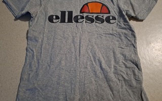#ELLESSE t-paita #koko:S ei hv