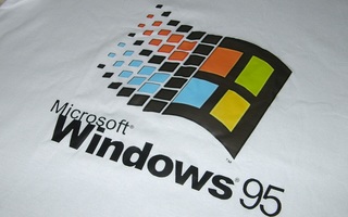 Windows95 T-paita