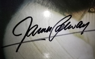 LP JAMES GALWAY : THE PACHELBEL CANON ( SIGNED)