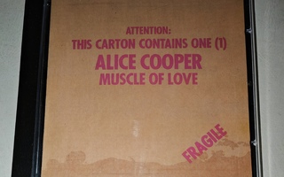 Alice Cooper – Muscle Of Love