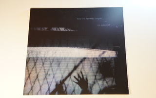 How To Destroy Angels - An Omen EP (2012) 12" vinyyli