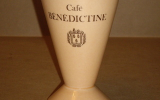 Benedictine D.O.M Cafe - MUKI
