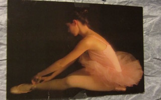 Kortti Balleriina / First Dancer / Scandecor 1982