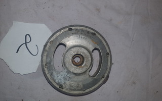 hlekama tai muu vanha mopo magneetto vauhtipyörä A E I Italy