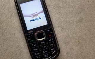 Nokia 3120 c-1