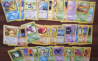 Pokemon 50 kpl vanhoja kortteja