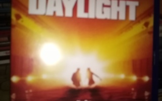 BLU-RAY DAYLIGHT - Paniikki tunnelissa ( SIS POSTIKULU)