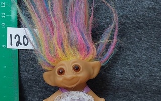 Trolli nro 120 :  troll moniväriset  hiukset