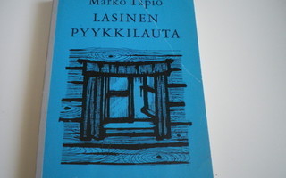 Marko Tapio: Lasinen pyykkilauta (1966)