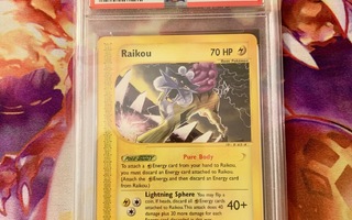 Raikou 28/146 (PSA 10 / Pokemon TCG / Skyridge)