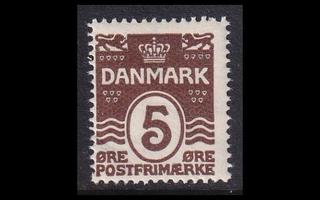 Tanska 118 ** Aaltoviiva 18 syd. 5 öre ruskea (1921)