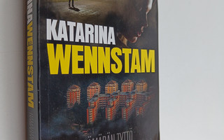 Katarina Wennstam : Hämärän tyttö