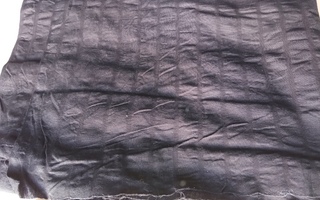 Musta juhlava kangas 135cm x 106cm