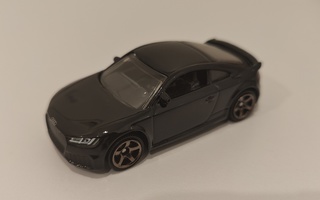 19 Audi TT rs