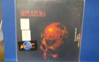 SEPULTURA - BENEATH THE REMAINS EX+/M REMASTERED LP