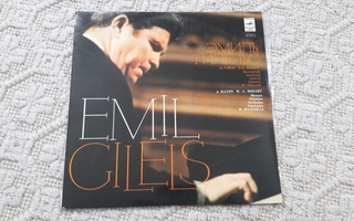 J. Haydn / W.A. Mozart* - Emil Gilels / Moscow Chamber Orch