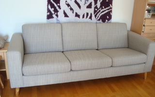 Sohva, 3-istuttava. Kirkkonummella