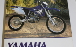 Yamaha YZF -04 osia + korjauskirja