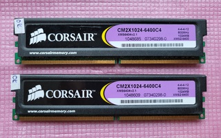 Corsair 1 Gb DDR2 muistit 2 kpl