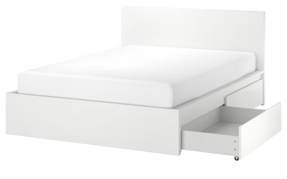 IKEA MALM sängynrunko + 2 laatikkoa