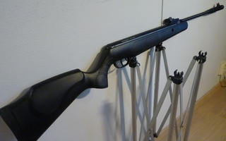 Remington 5,5 mm 22 cal Ilmakivääri