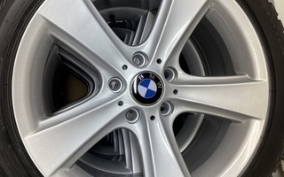 BMW alumiinivanteet+Bridgestone kitkarenkaat