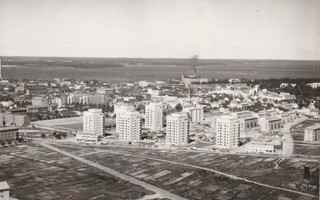 TAMPERE - KALEVAN JA TEISKON TORNIT - KARHUMÄKI nro 8253