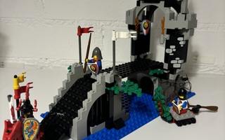 Lego 6078 Royal Drawbridge