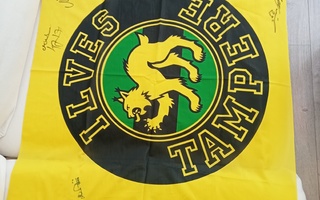 Tampereen ilves lippu nimmareilla 1995