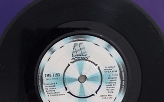 7" Commodores: Old-Fashion Love / Sexy Lady