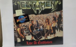 TESTAMENT - LIVE AT EINDHOVEN EX+/EX+ LP