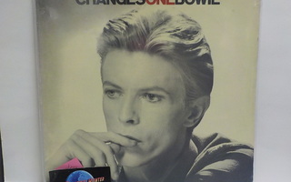 DAVID BOWIE - CHANGESONEBOWIE EX+/EX+ LP