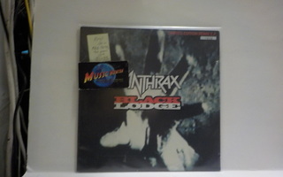 ANTHRAX - BLACK LODGE EX+/M- EU 1993 LP