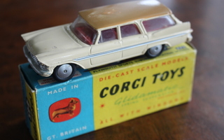 Corgi Toys Plymouth Suburban 1:43