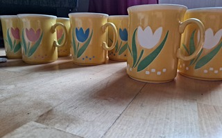 Just Mugs made in England vintagemukit 9 kpl