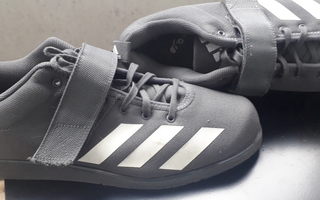 Adidas Powerlift 4