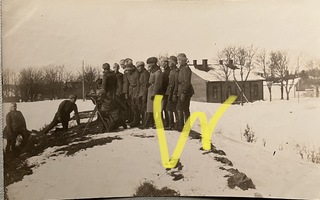 Valokuva RUK 1926 talvikurssi etäisyysmittaus