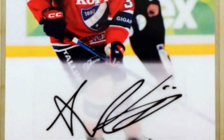 Aron Kiviharju (HIFK) Blueline 2024-25 Autograph #6/10 ym