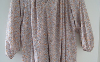 H&M tunika mekko hellemekko XL kukkakuvio ryppyinen
