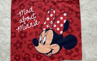 Minnie Mouse pussilakanasetti sis. kolme osaa