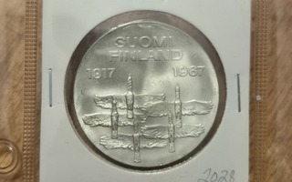 Hopearaha 10 markkaa 1967, Suomi