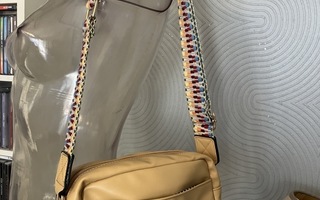 Olivia&Kate -:¦:- UPEA CROSSBODY LAUKKU -:¦:-