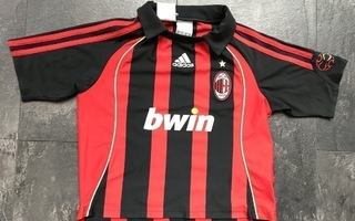 AC Milan jalkapallojoukkueen fanipaita, Adidas, koko 110cm